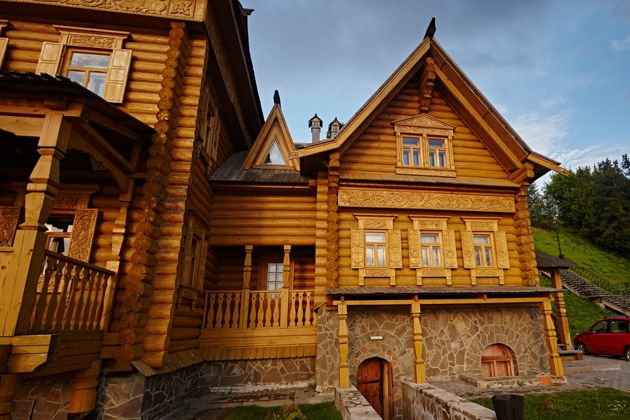 Виды Дворец царя Алексея Михайловича: элегантная дипломатия и зеленоглазые львы