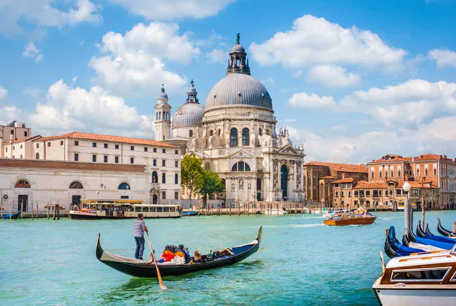Venice: Gondola Cruise in the Grand Canal - photo 2