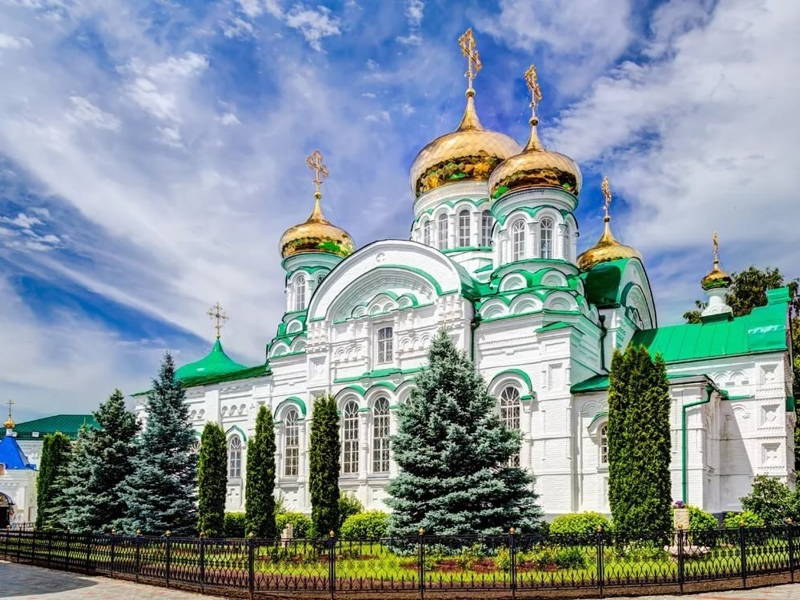 Экскурсия в Раифу, Храм Всех Религий и Свияжск