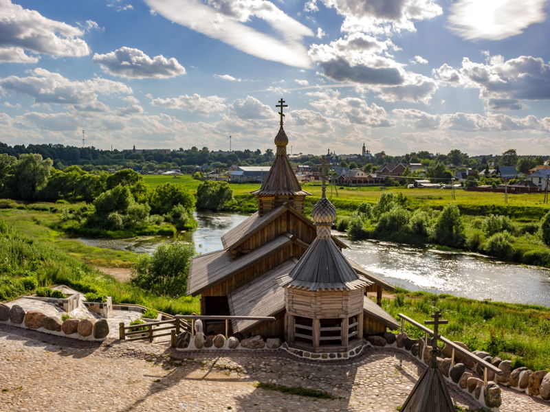 По Боровску с местным жителем