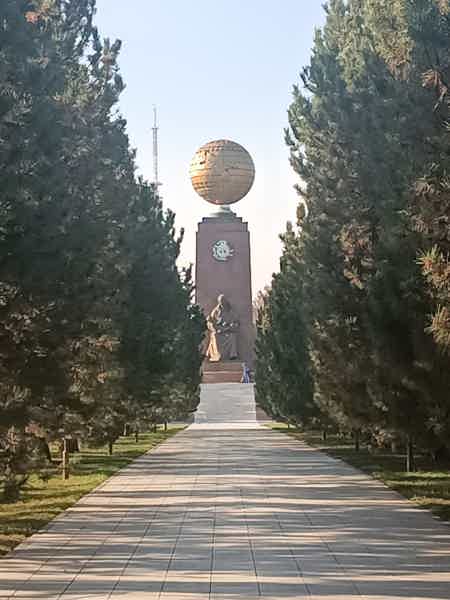 Многоликий Ташкент: обзорная авто-пешеходная экскурсия - фото 1