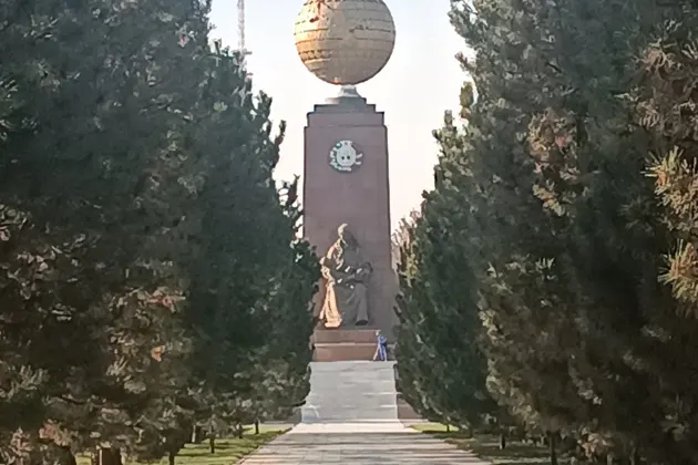 Многоликий Ташкент: обзорная авто-пешеходная экскурсия — фото 2