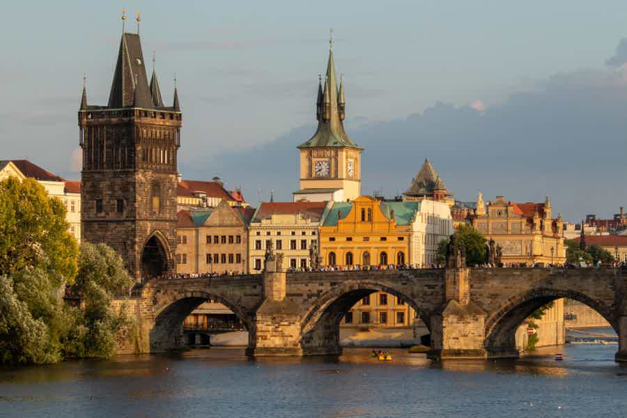 Prag: Burg- und Judenviertel-Tour mit Schifffahrt und Mittagessen - photo 4