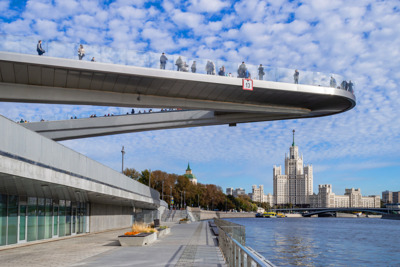 Прогулка на теплоходе от парка «Зарядье» до причала «Киевский» — Москва