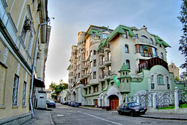Экскурсия по проходным дворам Москвы