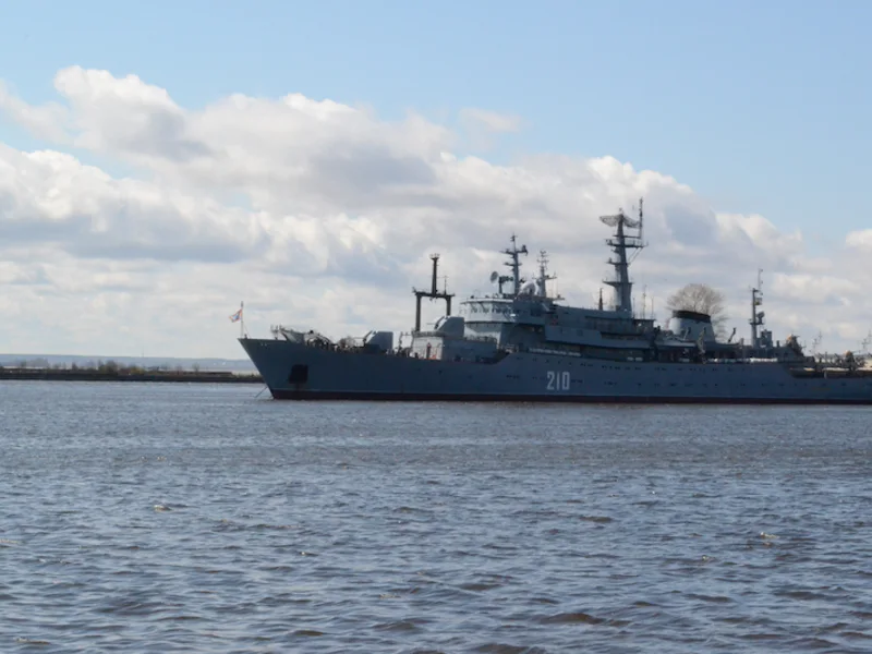 Кронштадт: экскурсия в аскетичный мир военных моряков — фото 7, Санкт-Петербург | Покатаем