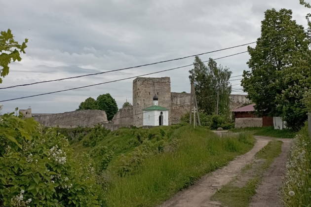 Обзорная экскурсия по Старому Изборску