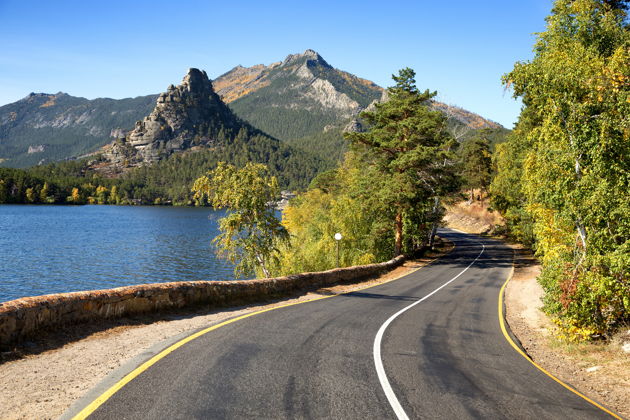 Главное изображение экскурсии - Из Астаны в национальный парк Бурабай: индивидуальная экскурсия