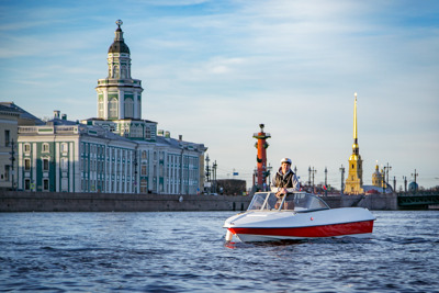 Прогулка на катере Толстый с капитаном — комфортно и недорого — Санкт-Петербург