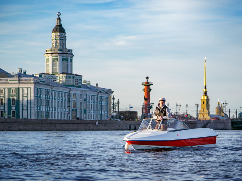 Прогулка на катере Толстый с капитаном — комфортно и недорого - экскурсия в Санкт-Петербург, Россия