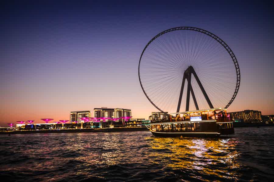 Экскурсия по ночному Дубаю с морской прогулкой на Доу на закате - фото 1