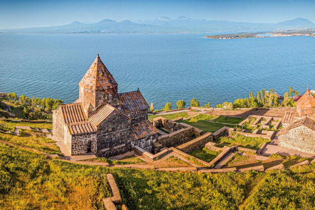 Виды Из Тбилиси в туфовую столицу: Армения в мини-группе