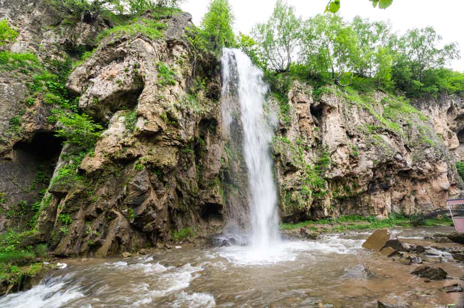 Тайные места и красоты городов — Горы, водопады и кухня Кавказа - фото 3