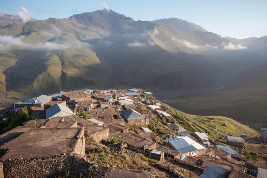 Экскурсия из Баку: Губа, Хыналыг и Карамельные горы - фото 4