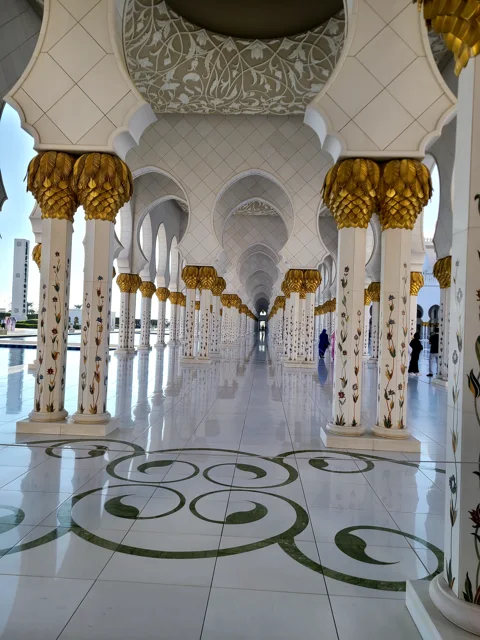 Индивидуальный тур по Абу-Даби 