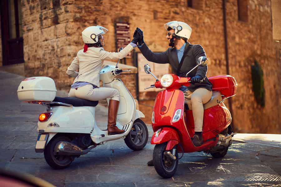 Vespa Scooter Tour of Tuscan Hills - photo 2