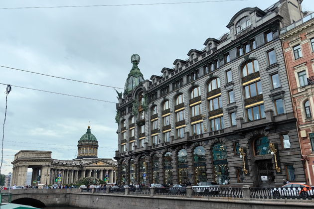 Виды Пешеходная обзорная экскурсия по центру Петербурга