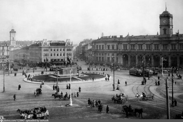 Фото к экскурсии Город грехов. Любовь как порок (Пл. Восстания)