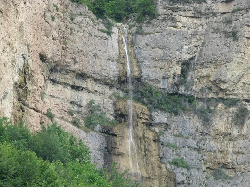 К водопаду Афурджа и горе Бешбармаг — фото 4, Баку | Покатаем