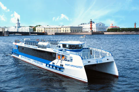 Скоростной катамаран/метеор в Кронштадт и обратно