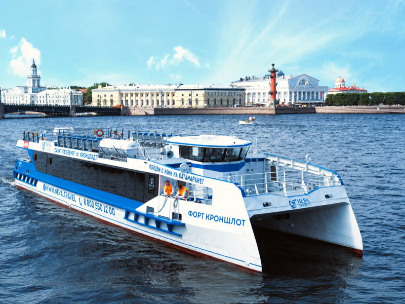Скоростной катамаран/метеор в Кронштадт и обратно