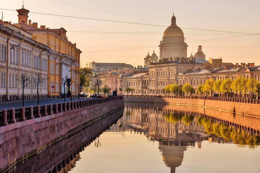 Петербург впервые: авто-экскурсия в мини-группе - фото 1