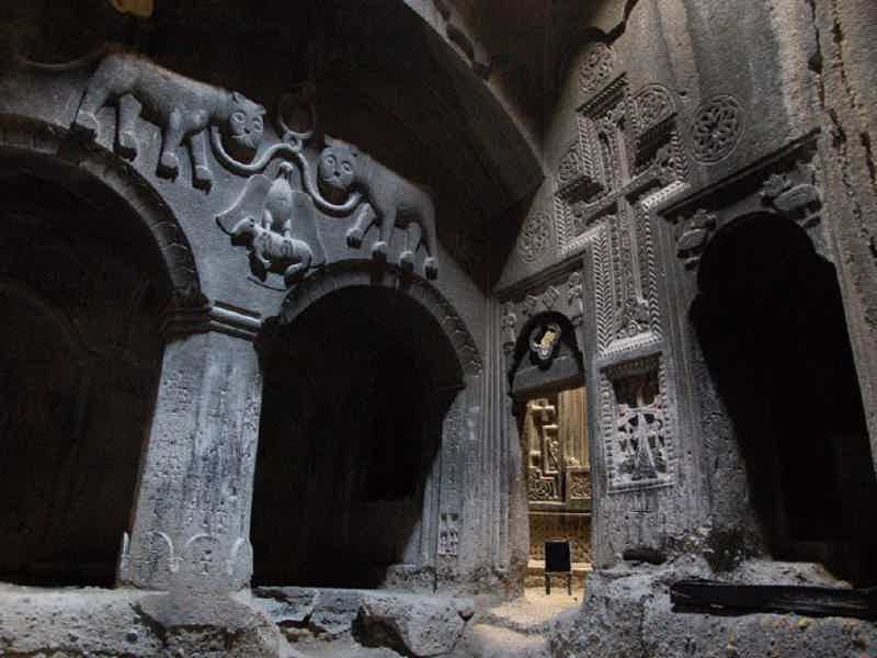 Храм Гарни, Симфония камней, монастырь Гегард: индивидуальная экскурсия - фото 4