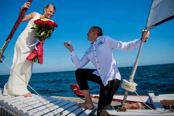Романтическое свидание на яхте