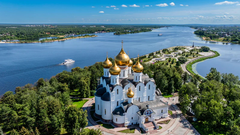 Экскурсионный рейс «Волга — сердце Ярославля» на электрокатамаране — фото 1