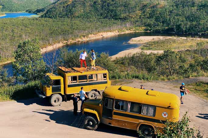 Экспедиция на полуостров Рыбачий на внедорожном автобусе