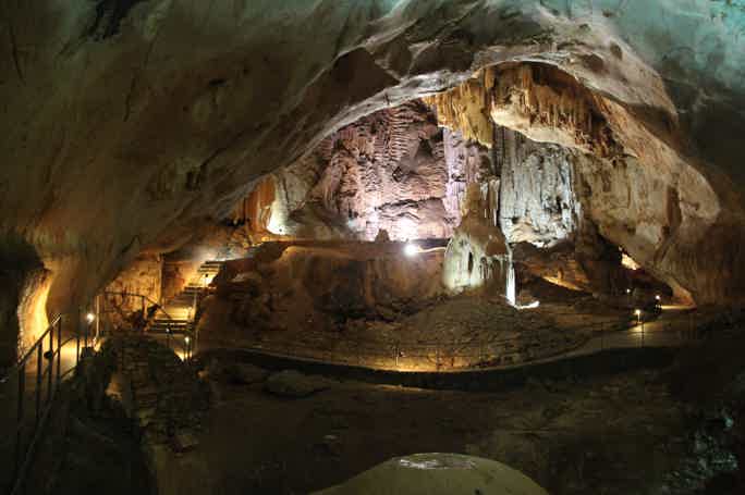 Водопад Су-Учхан и пещера Эмине-Баир-Хосар