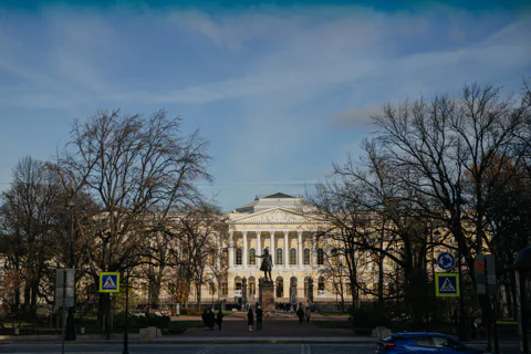 Экскурсия по центру Петербурга с посещением Русского музея