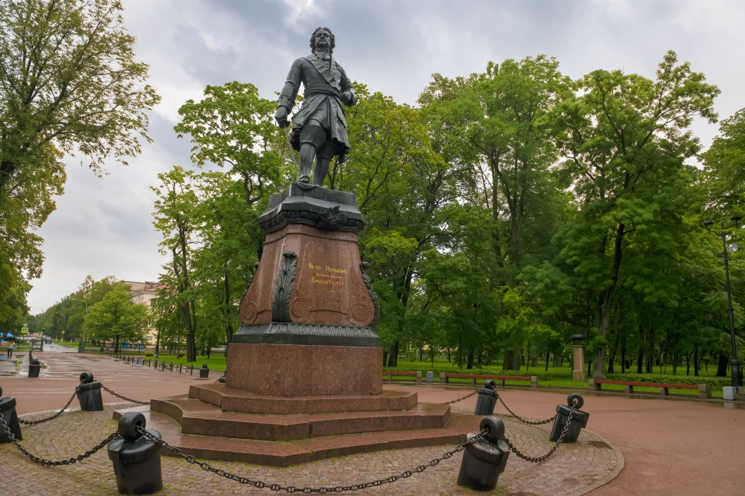 На Родину героев в Кронштадт с профессиональным краеведом на автомобиле — фото 2