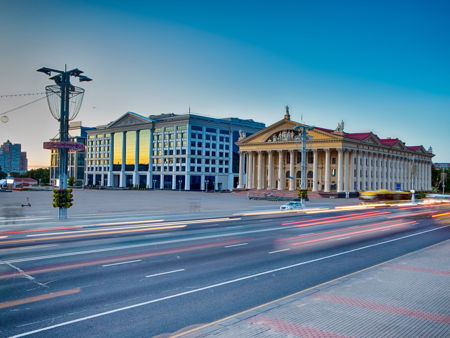 Октябрьская площадь