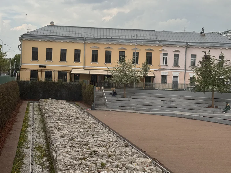 Скрытые сокровища Ивановской горки: индивидуальная экскурсия — фото 7, Москва | Покатаем