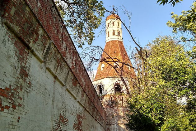 Виды Симонов монастырь: грозный сторож Москвы