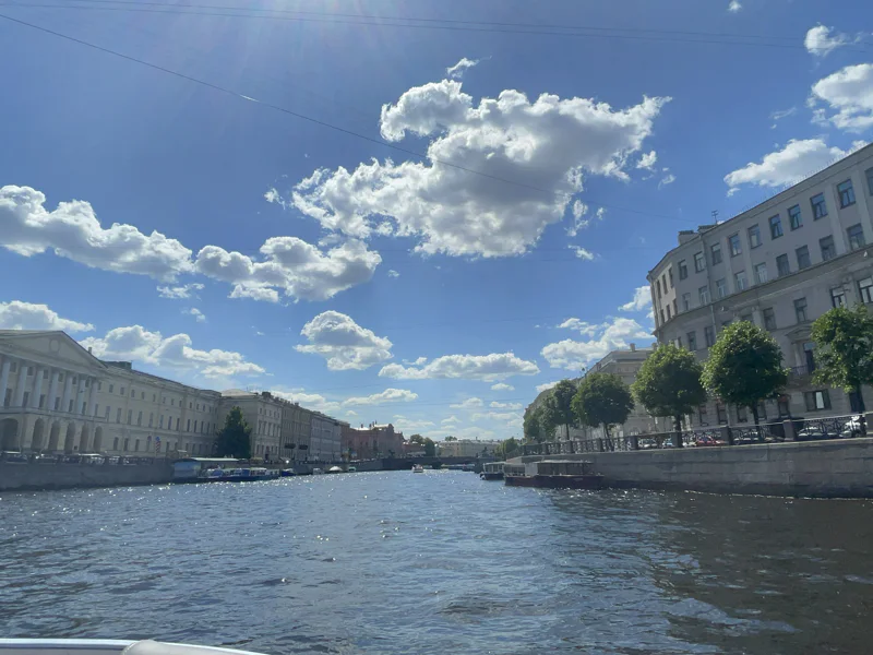 Утро в Петербурге: уютная прогулка по рекам и каналам — фото 7, Санкт-Петербург | Покатаем