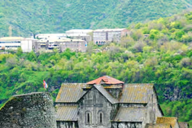 Виды Сокровища северной Армении: Акхтала, Хахпат и Санахин