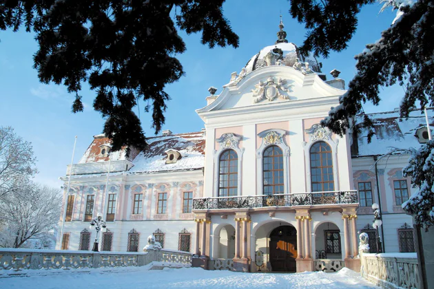 Шедевры венгерского барокко Гёдёллё и Эгер — экскурсия, Будапешт | Покатаем