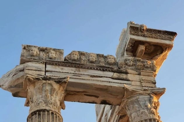 Экскурсия по античному городу Сиде с посещением водопада Манавгат