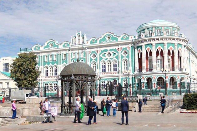 Групповая (сборная) пешая экскурсия «Живая история»