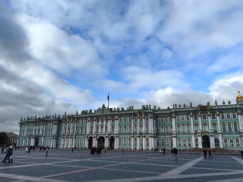 Пешеходная обзорная экскурсия по центру Петербурга — фото 7, Санкт-Петербург | Покатаем
