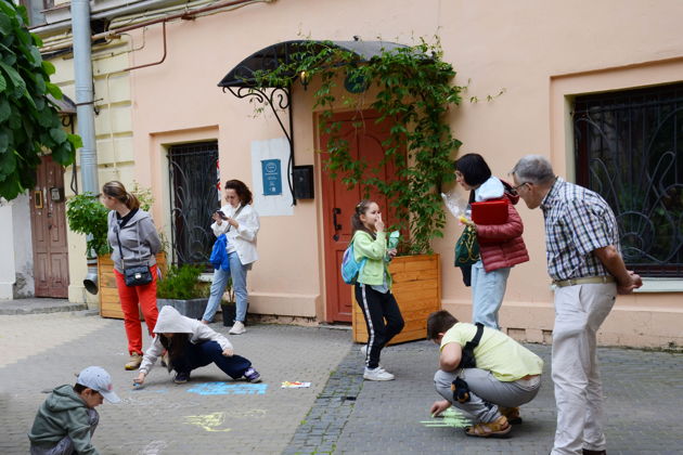 Виды Санкт-Петербург глазами юных исследователей: «Шаг за шагом по истории»