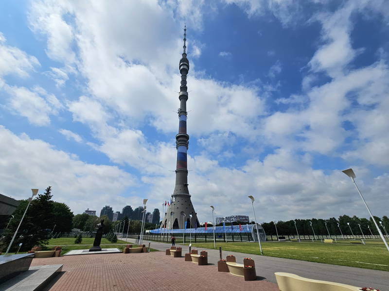 Останкинская телебашня — 337 метров над землей