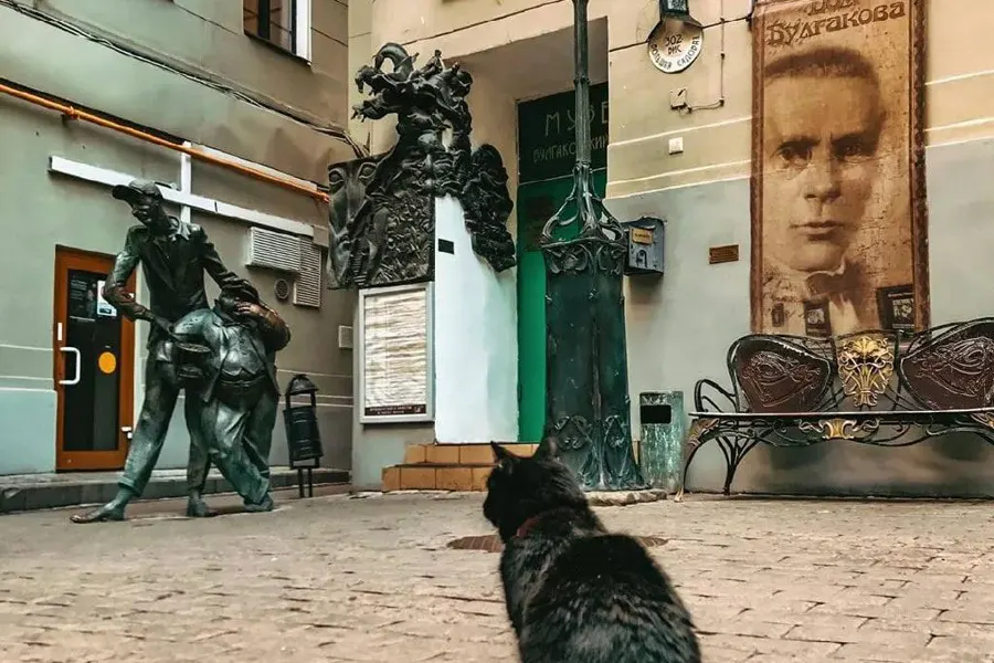 Обзорная экскурсия по музею «Булгаковский Дом» — фото 1