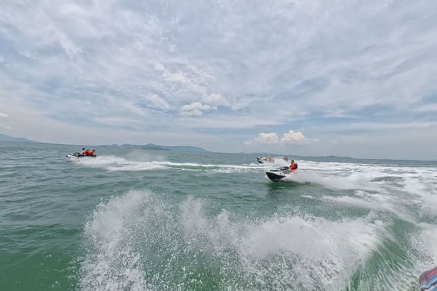 4 часа на гидроциклах (jetski) по островам Пхукета