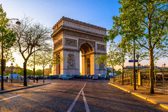 Guided Eiffel Tower Tour, Arc de Triomphe Access and Seine Riverwalk
