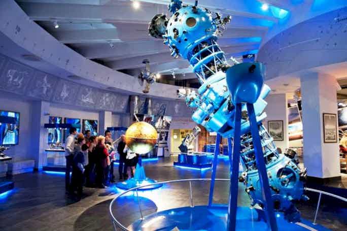 «Под куполом вселенной»: экскурсия в музей Урании в планетарии Москвы