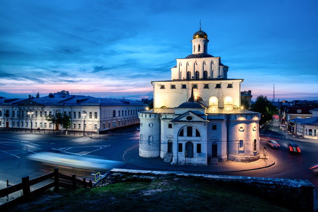 От Театральной до Соборной площади: авторская экскурсия с фотосессией