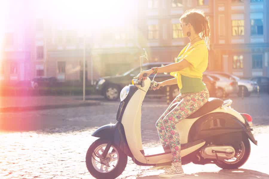Круглосуточная аренда Vespa Primavera в Риме - фото 2